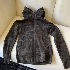 Lululemon camo hooded jacket